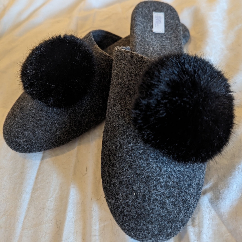 Cozy Black & Gray Pom-Pom Slippers